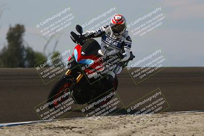 media/Nov-02-2025-Lets Ride (Sun) [[f7a3caa734]]/C Group/1140am (Turn 2 Inside)/